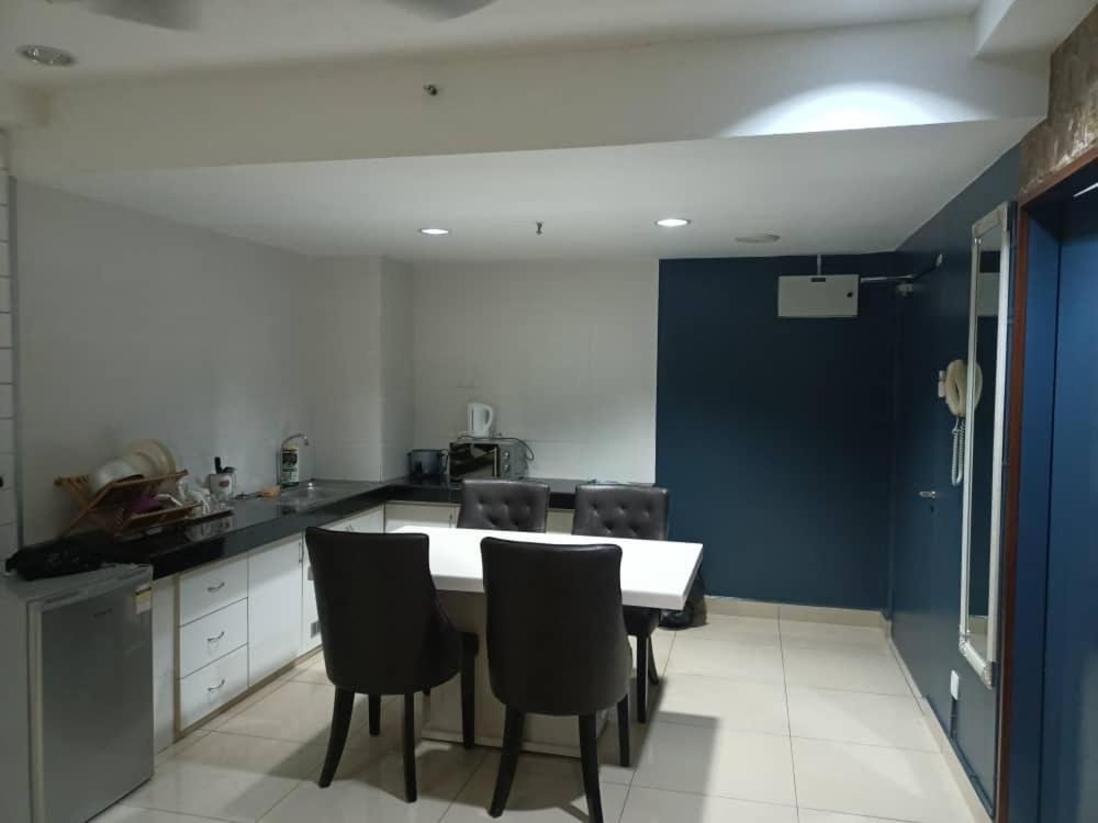 Ahmad Homestay D'Perdana Apartment Kota Bharu Homestay
